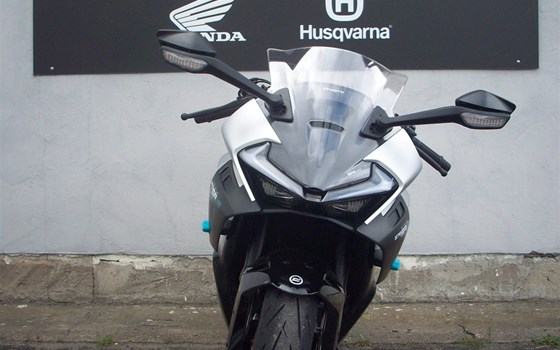 Neufahrzeug CFMOTO 675SR-R - Bild 3