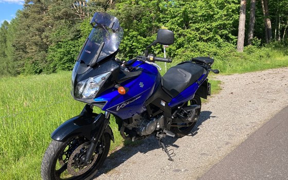 Gebrauchtmotorrad Suzuki V-Strom 650 - Bild 1 Gebrauchtmotorrad Suzuki V-Strom 650 - Bild 1