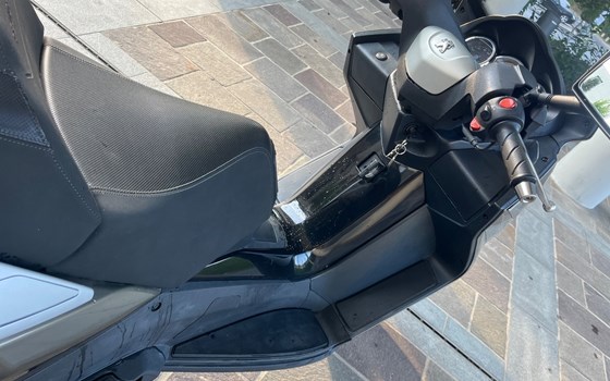 Gebrauchtmotorrad Peugeot Satelis 2  300 - Bild 5 Gebrauchtmotorrad Peugeot Satelis 2  300 - Bild 5