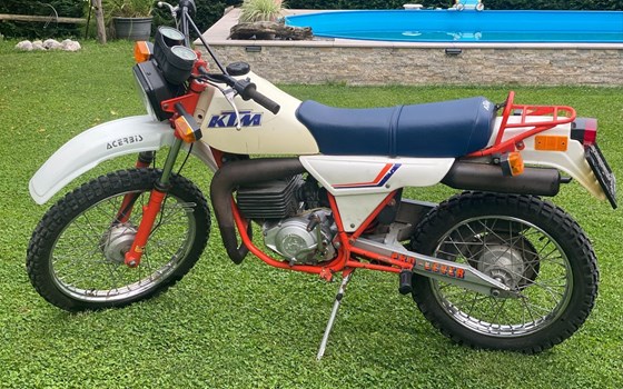 Gebrauchtmotorrad KTM 125 EXC - Bild 1 Gebrauchtmotorrad KTM 125 EXC - Bild 1