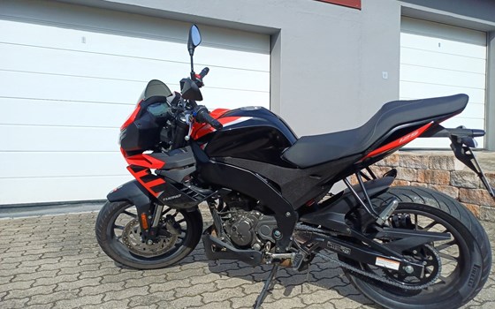 Gebrauchtmotorrad Aprilia Tuono 125 - Bild 4