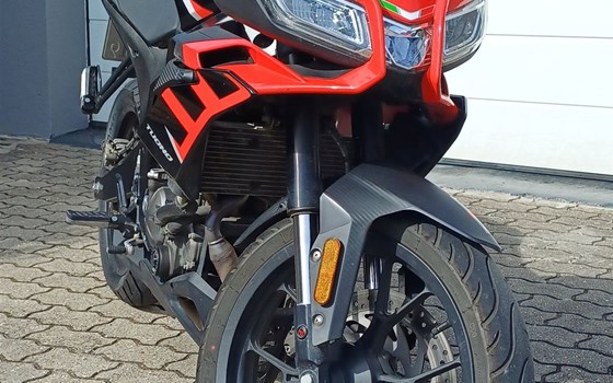 Gebrauchtmotorrad Aprilia Tuono 125 - Bild 9