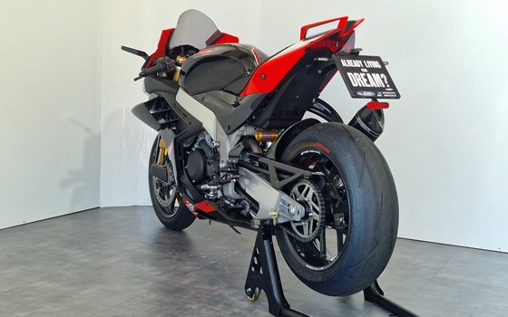 Gebrauchtmotorrad Aprilia RSV4 1100 Factory SE-09 SBK - Bild 2