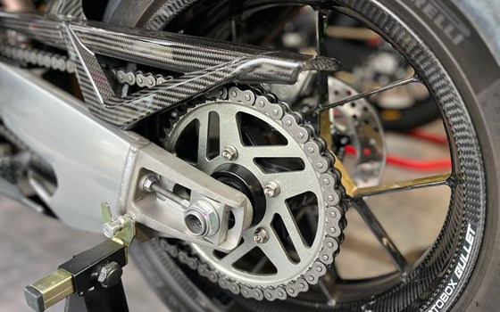 Gebrauchtmotorrad Aprilia RSV4 1100 Factory SE-09 SBK - Bild 12