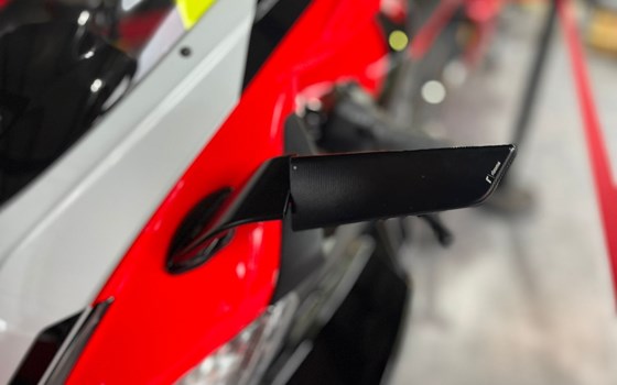 Gebrauchtmotorrad Aprilia RSV4 1100 Factory SE-09 SBK - Bild 8