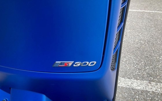 Gebrauchtmotorrad Vespa GTS 300 hpe Super Sport - Bild 7 Gebrauchtmotorrad Vespa GTS 300 hpe Super Sport - Bild 7