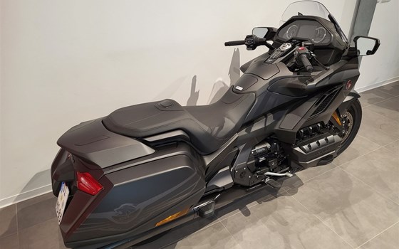 Gebrauchtmotorrad Honda GL 1800 Goldwing DCT - Bild 6