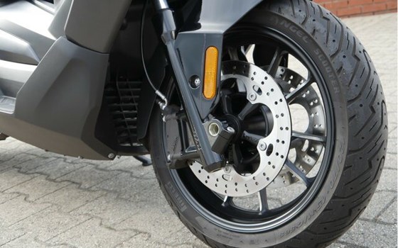 Gebrauchtmotorrad Voge SR4 350i ABS - Bild 4