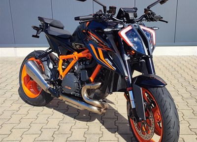 GEBRAUCHTFAHRZEUG KTM 1290 Super Duke R