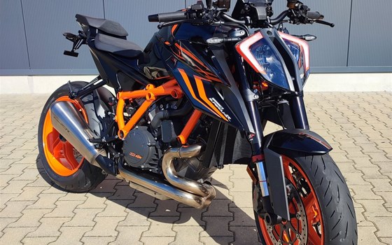 Gebrauchtmotorrad KTM 1290 Super Duke R - Bild 1