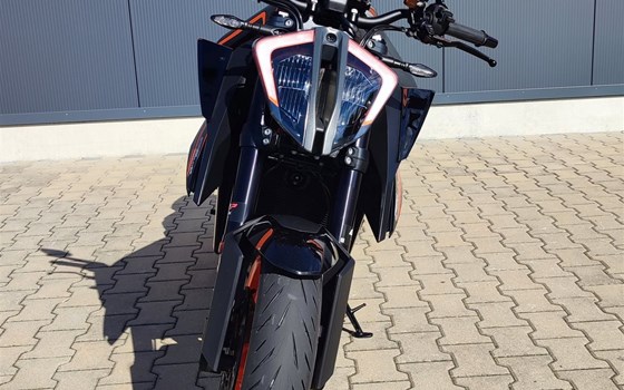 Gebrauchtmotorrad KTM 1290 Super Duke R - Bild 3