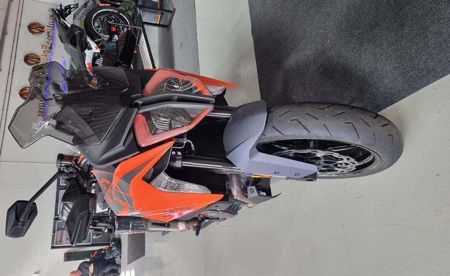 Angebot KTM 1290 Super Duke GT Bild 3: Angebot KTM 1290 Super Duke GT