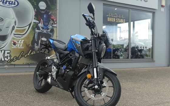 Gebrauchtmotorrad Honda CB125R - Bild 2