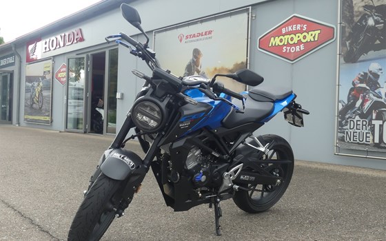 Gebrauchtmotorrad Honda CB125R - Bild 4