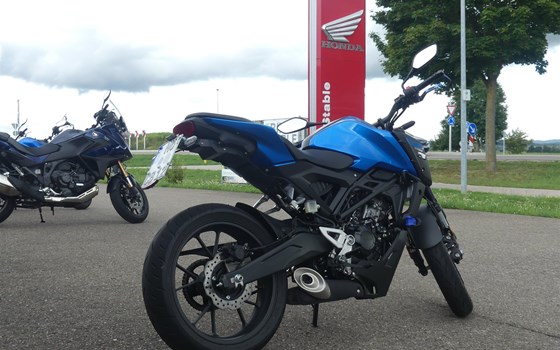 Gebrauchtmotorrad Honda CB125R - Bild 8