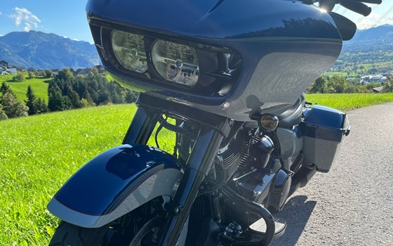 Gebrauchtmotorrad Harley-Davidson Touring Road Glide Special FLTRXS - Bild 2 Gebrauchtmotorrad Harley-Davidson Touring Road Glide Special FLTRXS - Bild 2