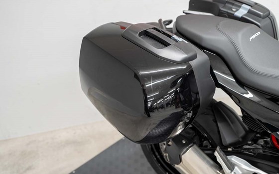 Motorrad Occasion BMW F 900 XR - Bild 4