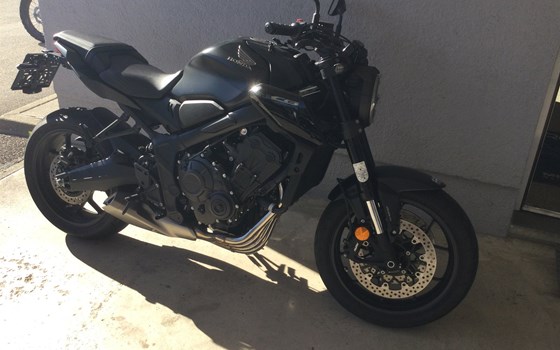 Gebrauchtmotorrad Honda CB650R - Bild 3 Gebrauchtmotorrad Honda CB650R - Bild 3