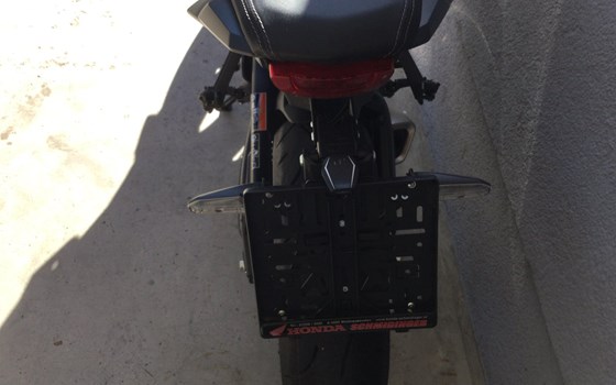 Gebrauchtmotorrad Honda CB650R - Bild 10 Gebrauchtmotorrad Honda CB650R - Bild 10