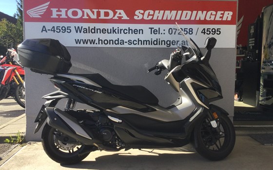 Gebrauchtmotorrad Honda Forza 350 - Bild 2 Gebrauchtmotorrad Honda Forza 350 - Bild 2