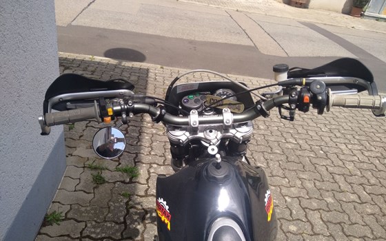 Motorrad Occasion CCM 604/640 Supermoto - Bild 7