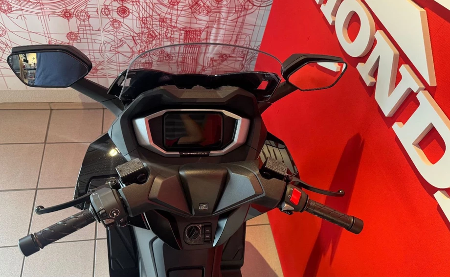 Angebot Honda Forza 350 Bild 6: Angebot Honda Forza 350