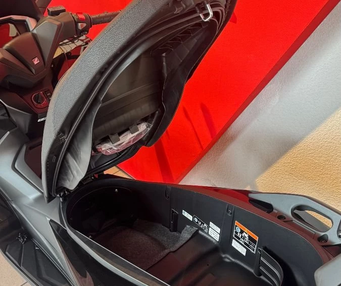 Angebot Honda Forza 350 Bild 7: Angebot Honda Forza 350
