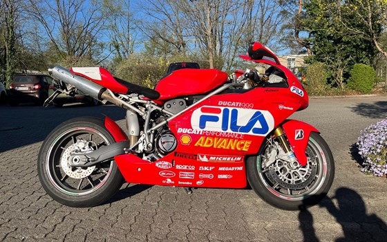 Gebrauchtmotorrad Ducati 999S - Bild 1