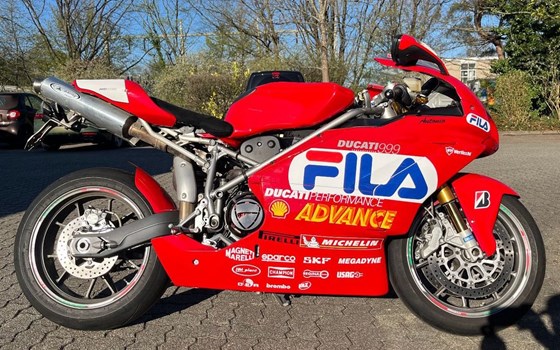 Gebrauchtmotorrad Ducati 999S - Bild 1