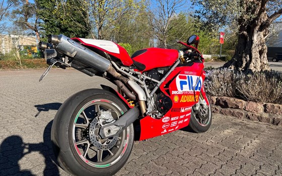 Gebrauchtmotorrad Ducati 999S - Bild 2