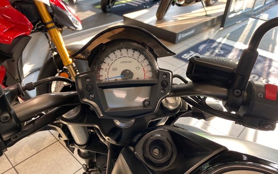 Gebrauchtmotorrad Kawasaki ER-6n - Bild 4