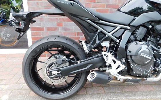 Gebrauchtmotorrad Suzuki GSX-8S - Bild 13