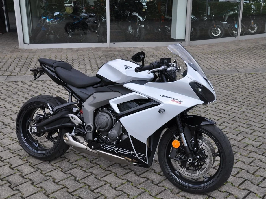 Angebot Triumph Daytona 660 Bild 1: Angebot Triumph Daytona 660