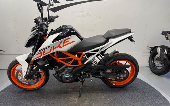 Gebrauchtmotorrad KTM 390 Duke - Bild 2
