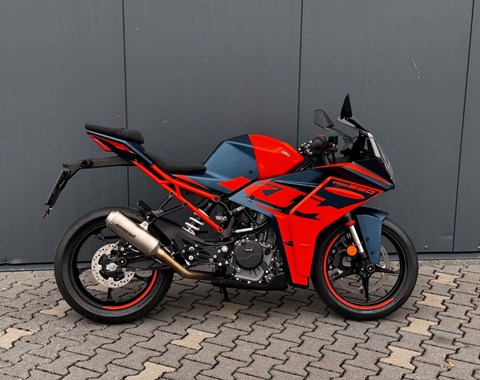 zum Vergrössern bitte anklicken!