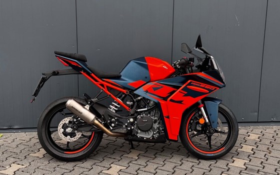 Gebrauchtmotorrad KTM RC 390 - Bild 1