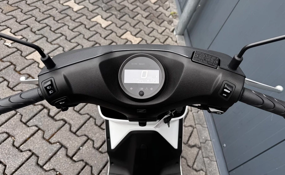 Angebot Honda EM1 e Bild 5: Angebot Honda EM1 e