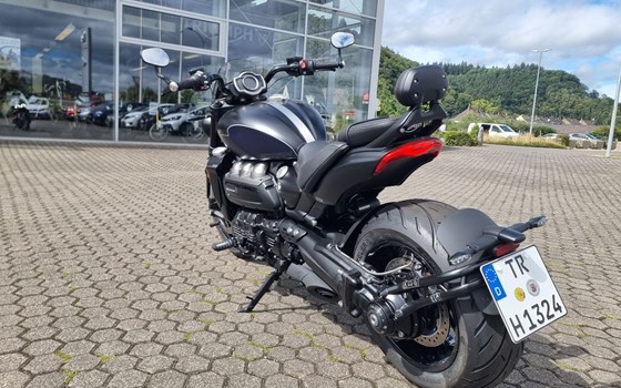 Gebrauchtmotorrad Triumph Rocket 3 Storm GT - Bild 5
