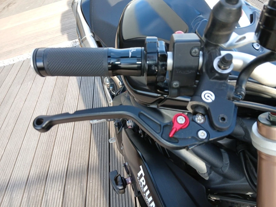 Angebot Triumph Speed Triple R Bild 12: Angebot Triumph Speed Triple R
