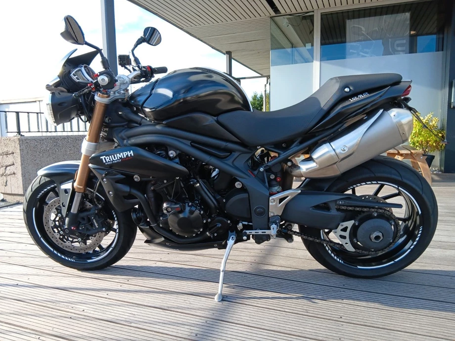 Angebot Triumph Speed Triple R Bild 4: Angebot Triumph Speed Triple R