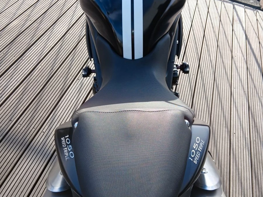 Angebot Triumph Speed Triple R Bild 5: Angebot Triumph Speed Triple R