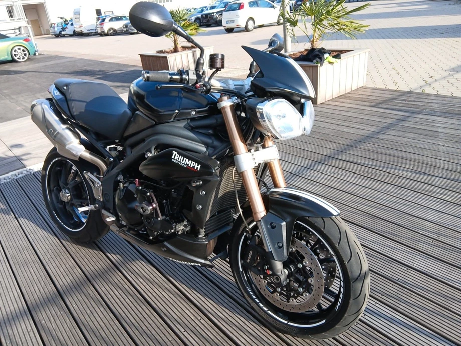 Angebot Triumph Speed Triple R Bild 7: Angebot Triumph Speed Triple R