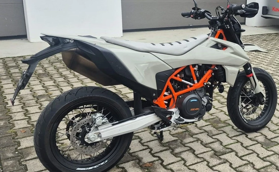 Angebot KTM 690 SMC R Bild 5: Angebot KTM 690 SMC R