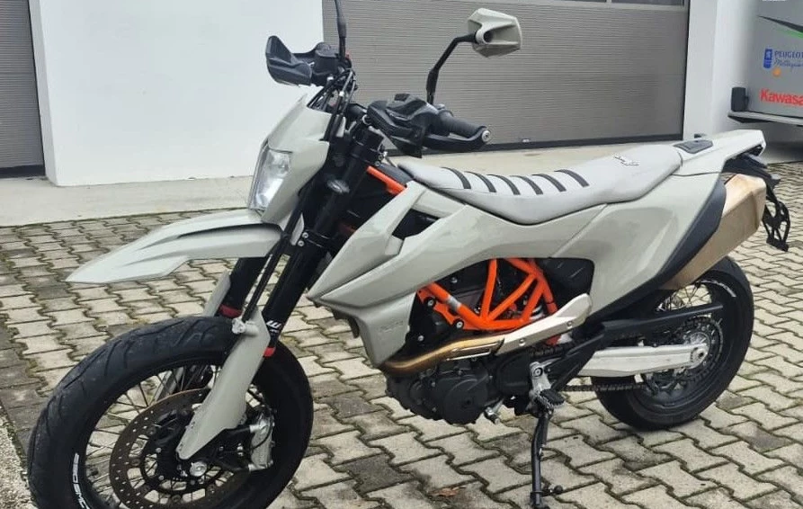 Angebot KTM 690 SMC R Bild 6: Angebot KTM 690 SMC R