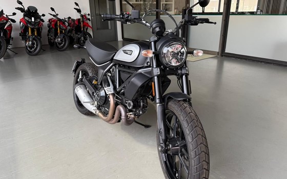 Gebrauchtmotorrad Ducati Scrambler Icon Dark - Bild 2