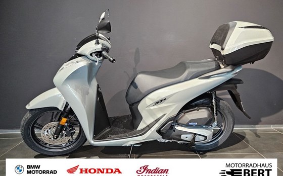 Gebrauchtmotorrad Honda SH125i - Bild 1