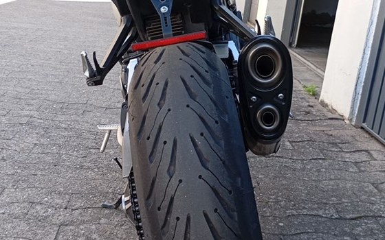 Gebrauchtmotorrad Honda CB 1000 R - Bild 13