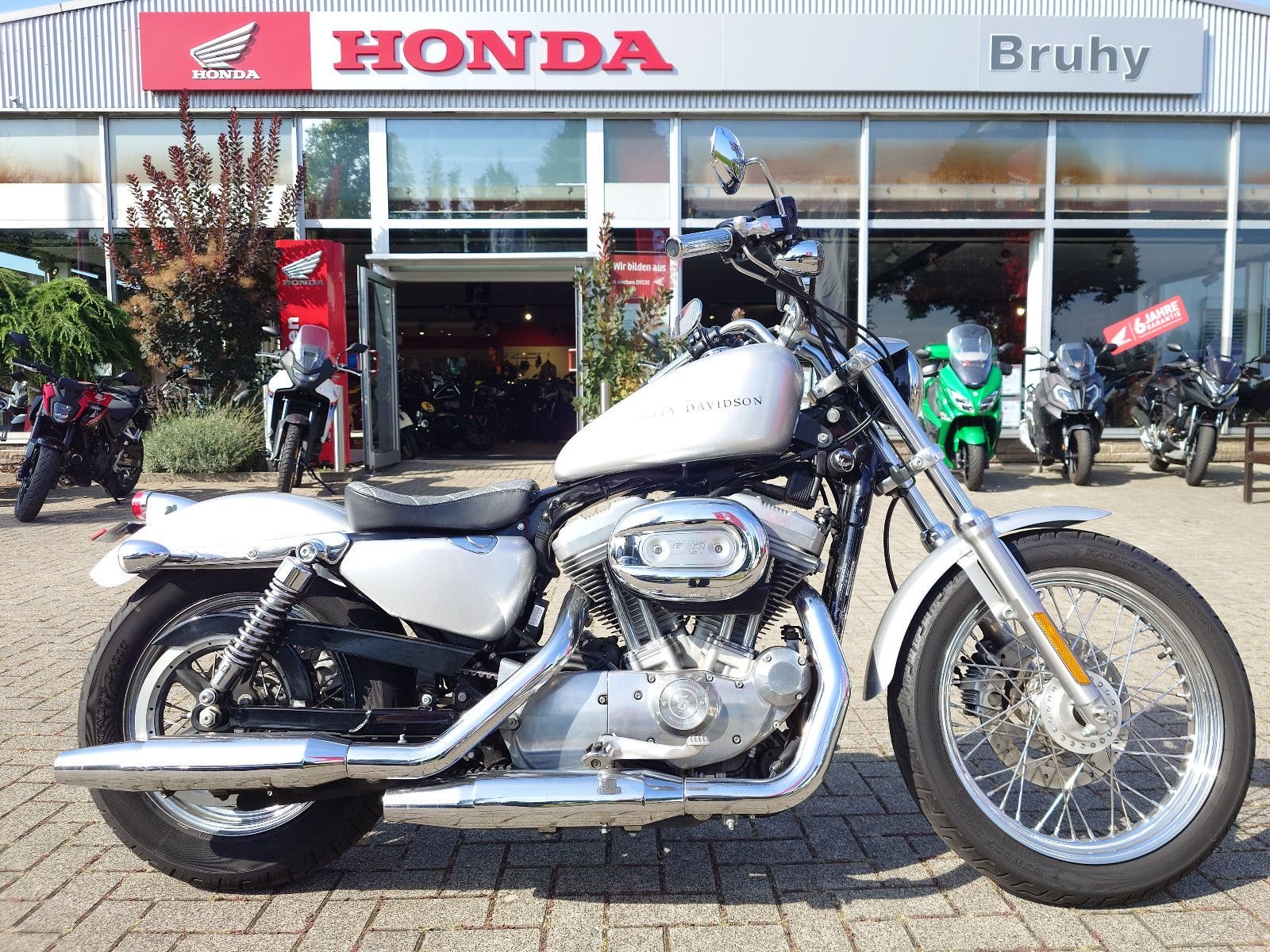 Harley-Davidson Sportster XL 883