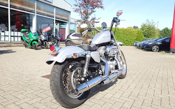 Gebrauchtmotorrad Harley-Davidson Sportster XL 883 - Bild 10