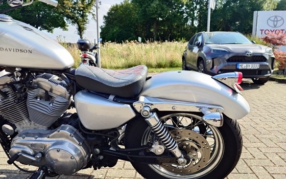 Gebrauchtmotorrad Harley-Davidson Sportster XL 883 - Bild 8